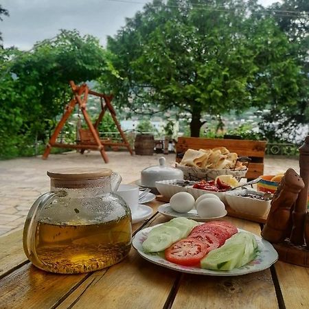 Elegaya Guest House ไอจ์เวิน ภายนอก รูปภาพ